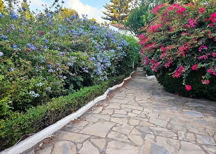 Apartamento Golondrinas By Sol Maestranza Marbella